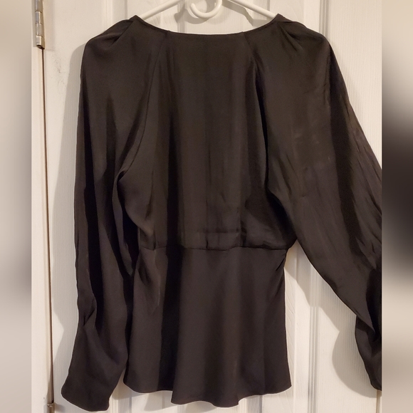 Banana Republic blouse, tailored fit, Size L - Picture 4 of 4